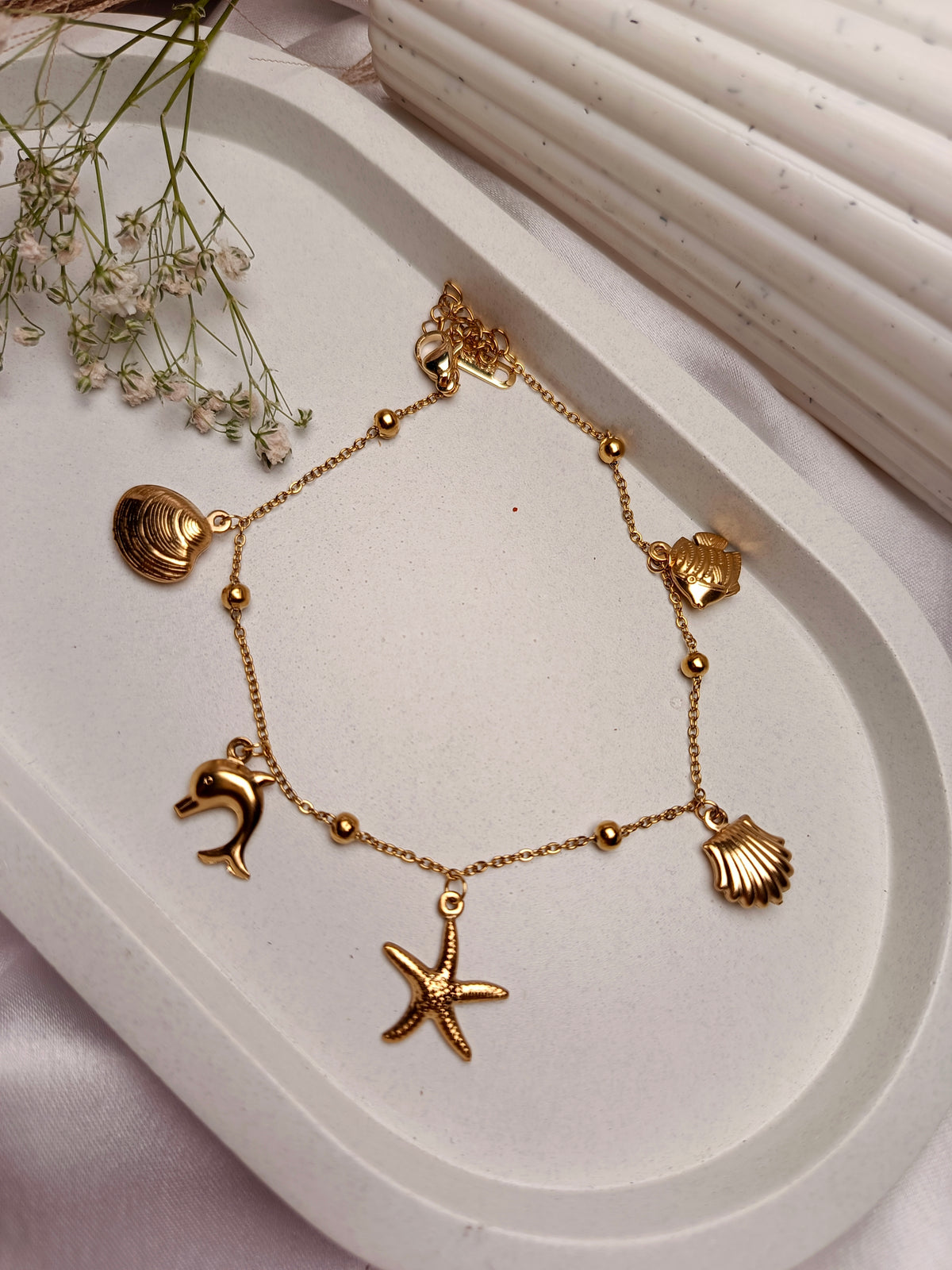 Anti tarnish Gold Plated Coastal Charm Anklet with Seashell and Starfish