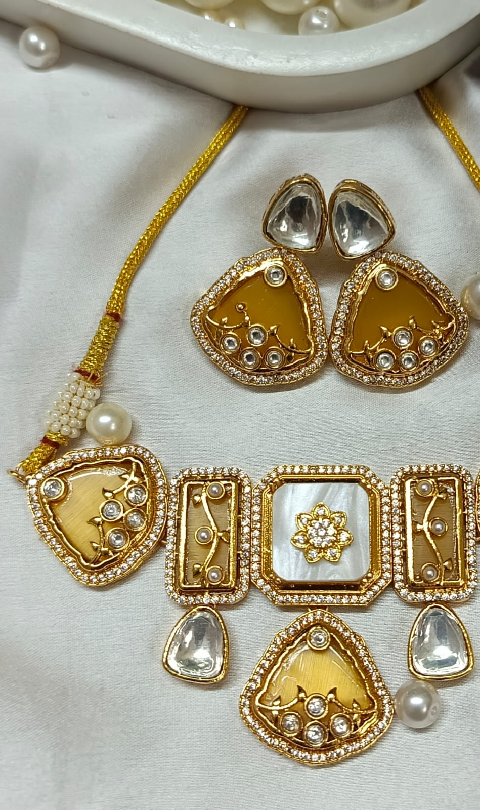Premium Green Kundan & Mother of Pearl Choker Necklace Set with Earrings | Bridal & Wedding Jewellery